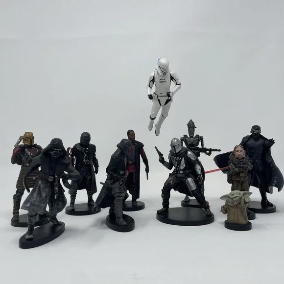 Star‎ Wars Mandalorian Disney Child Action Figure Cake Topper Toy 4