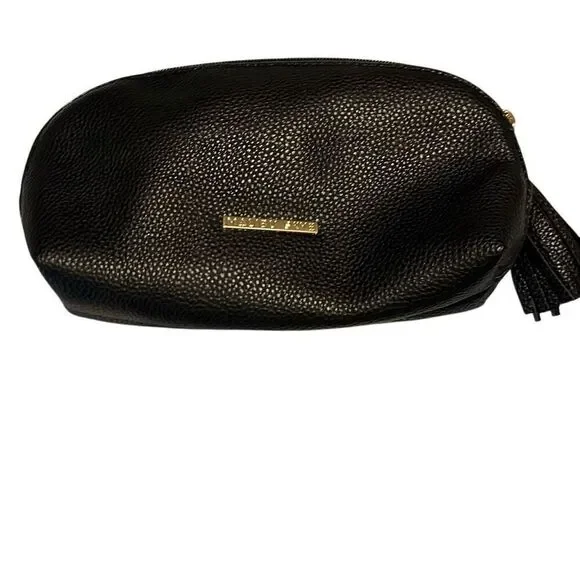 Malibu sky vegan leather cosmetic bag. Like.