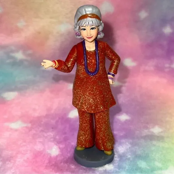 Disney Fancy Nancy Mrs Devine Topper Cake