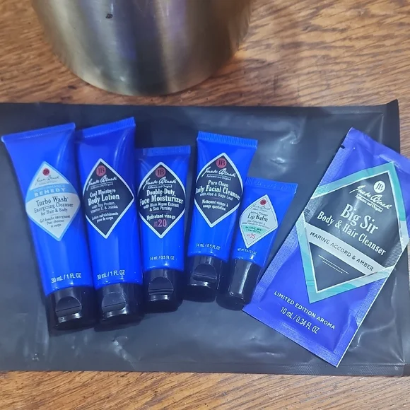 Mens NIB Jack Black Skin Care Bundle Set Plus Bonus Samples