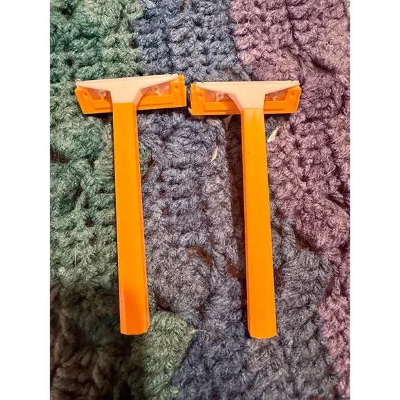 Vintage 1980s Bic Disposable Razors Orange Plastic Single Blade NOS Shave 2 Pack