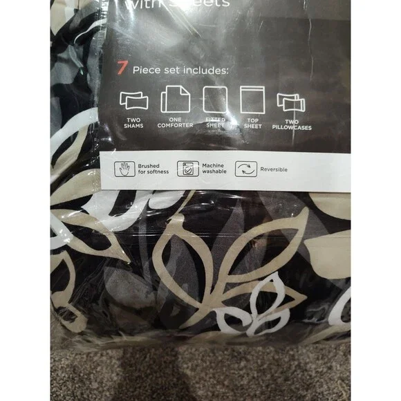 Lightweight King Size 7 Piece Bedding Set - Easy Care & Elegant  (619)