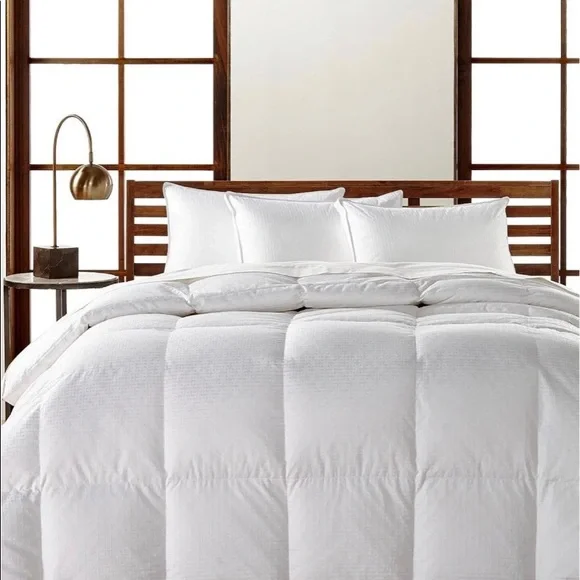 - - Hotel Collection Goose down comforter si…sizes  queen