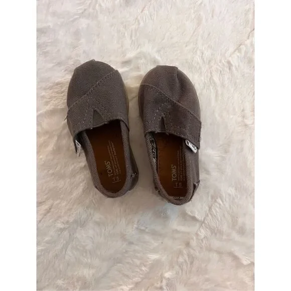 Toms Size 5 Toddler