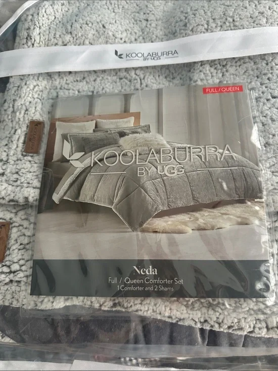 Koolaburra Neda Comforter Set in Light Gray Plush Finish