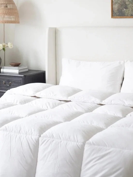 Plush White Luxury Down-Alternative Duvet, Thick & Lightweight Cozy Bedding, NEW