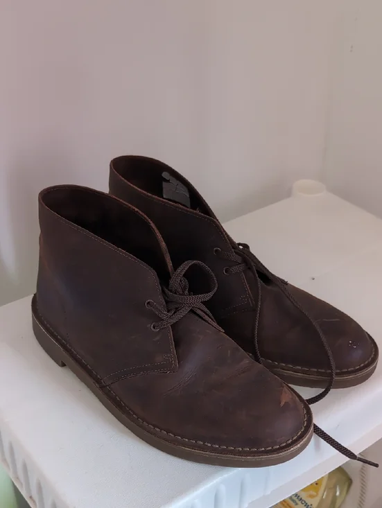 Clarks Shepton Chukka Boot Men's Size 10 Brown Smooth Leather