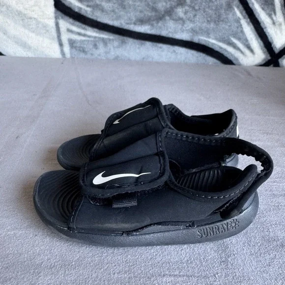 Size 9c - Nike Sunray Adjust 5 V2 TD 'Black' (DB9566-001)