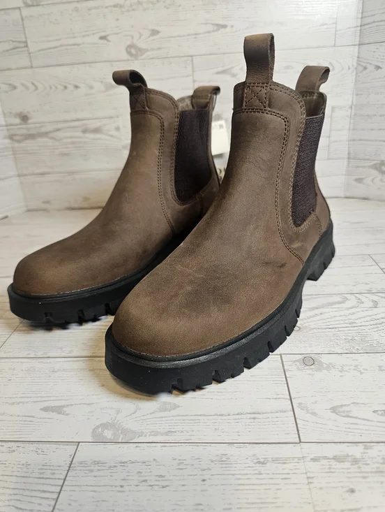 Zara Brown Leather Chelsea Boots Lug Sole Pull-On Ankle Boots Size 37 US 6.5 NWT
