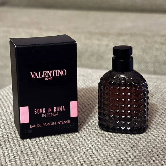 Valentino Uomo (men) Born in Roma Intensa EDP New Travel size