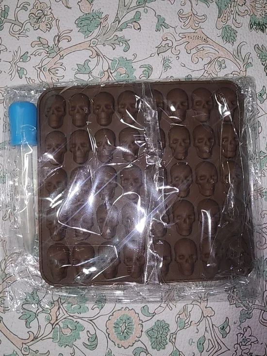 Brown Skull Mold Silicone Tray