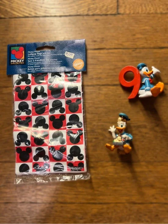 Disney Red & Black Mickey Head Treat Bags with Cake Toppers