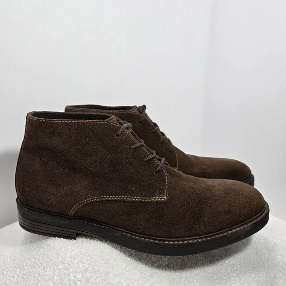 Collection By Clarks Lace Up Chukka Boots Suede Mens Size 11 Color Brown EUC
