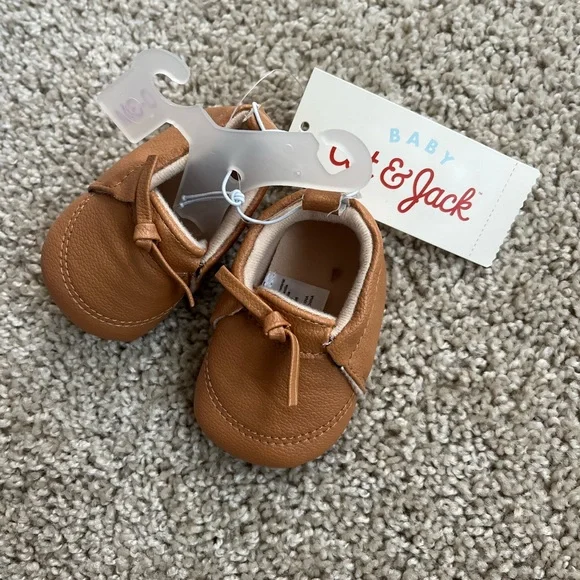 Infants Cat & Jack Faux Leather Moccasin Booties - NWT