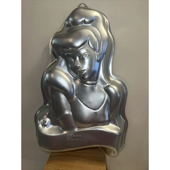 Wilton CINDERELLA DISNEY PRINCESS Girl Party CAKE Decorating PAN Mold #2105-7475