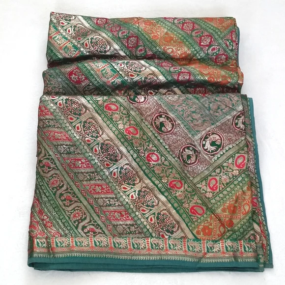 Unique Gorgeous Silk Green Patchwork Batik Bedspread / Tapestry from India