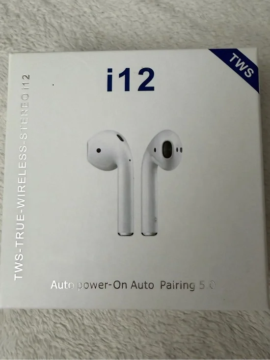 i12 Wireless Earbuds - White