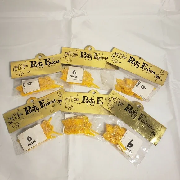 Vintage Lot Of 6 Packs Girl Scout GOLD Emblem 36 Cupcake Toppers Cake *NEW*