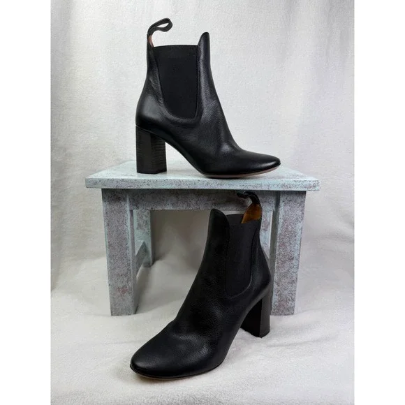 Chloe Black Leather Block Heel Chelsea‎ Ankle Boots Made in Italy Size 38.5