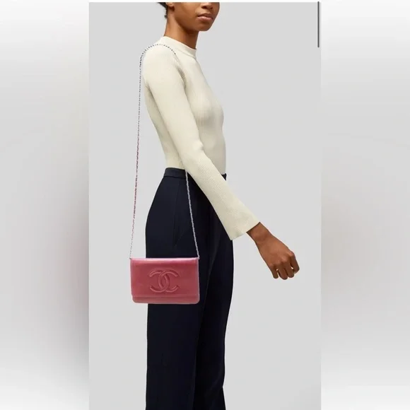 CHANEL Red Crossbody Bag with Silver Chain Strap. Wallet on chain.