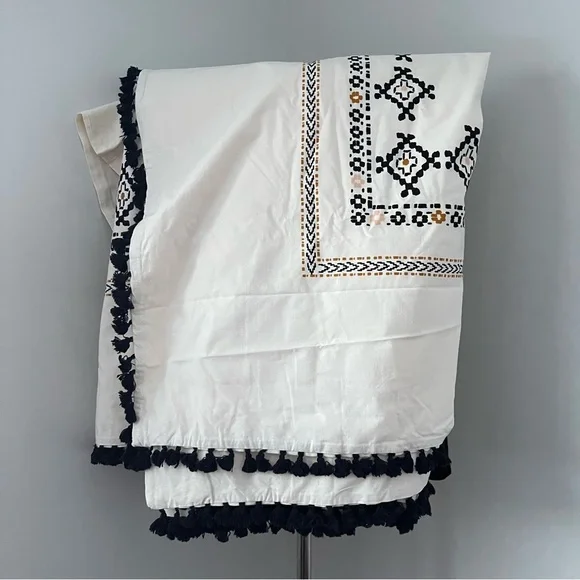Bohemian Urban Outfitters Home Dara print border Duvet cover King size NWOT