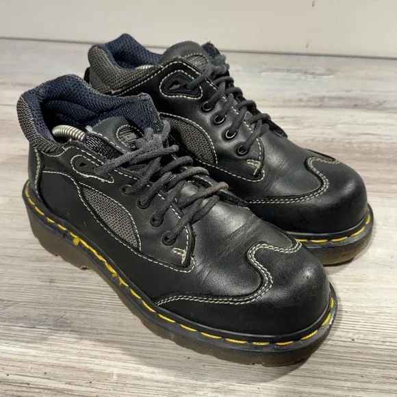 DR. MARTENS Docs DM's Chunky Leather Lace Up Boot Shoes Kids Size UK 4 ENGLAND