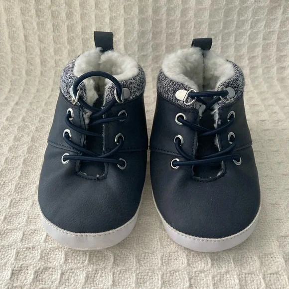 Baby Gap Boys Soft Sole Sherpa Like Lined Shoes