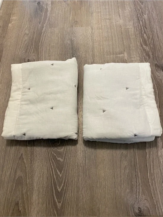 West elm White Cotton Quilted Gray King Shams- set of 2