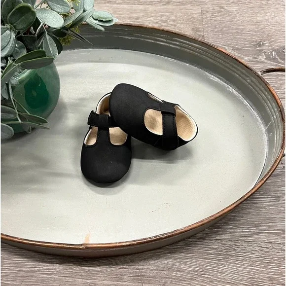 Do Good Vegan T Straps Little Girls Baby Shoes 0-6 Month‎