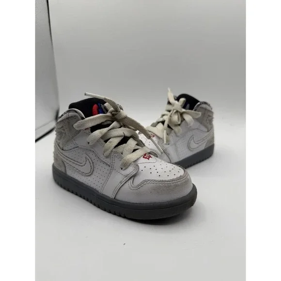 Jordan 1 Retro 93 Bugs Bunny 580517-107 Toddler Size 8C- No Box
