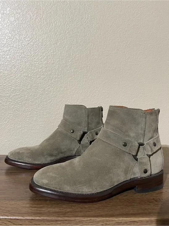Frye Men's Suede Chukka Boots in Taupe