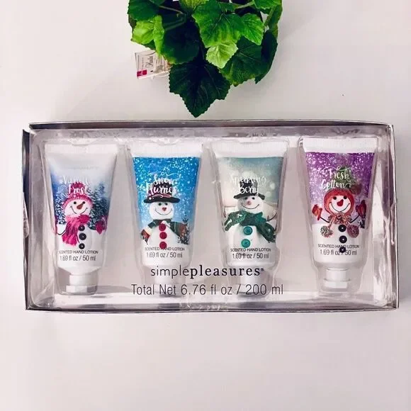 NWT Gift Box Gorgeous 4 Pack simple pleasures Snowman scented hand lotion collec