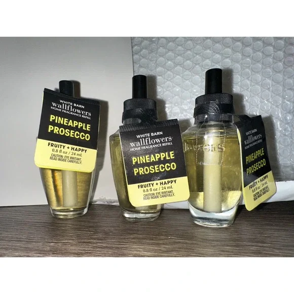 Bath and Body Works White Barn Wallflowers Pineapple Prosecco Fragrance‎ Refills