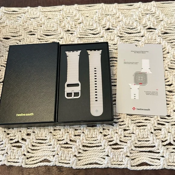 Twelve South Apple Watch Band In Dune - 44-49 mm - New In Box