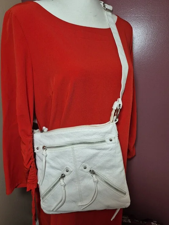 Bueno Crossbody Leather Bag
