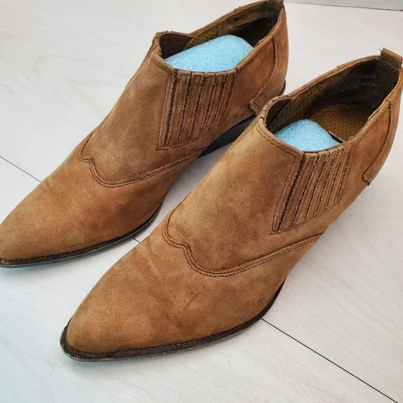 Zodiac‎ Dazey Tan Suede Western Pointed Toe Ankle Boots W 8.5 M Boho Festival