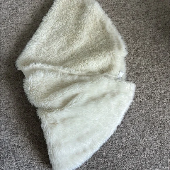 West Elm Ivory Faux Fur Christmas Tree Skirt