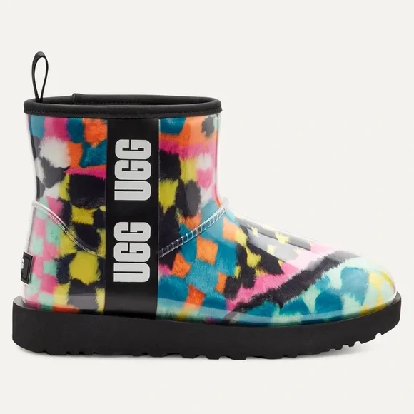 UGG - Classic Clear Mini Checks Boots - Youth Size 4