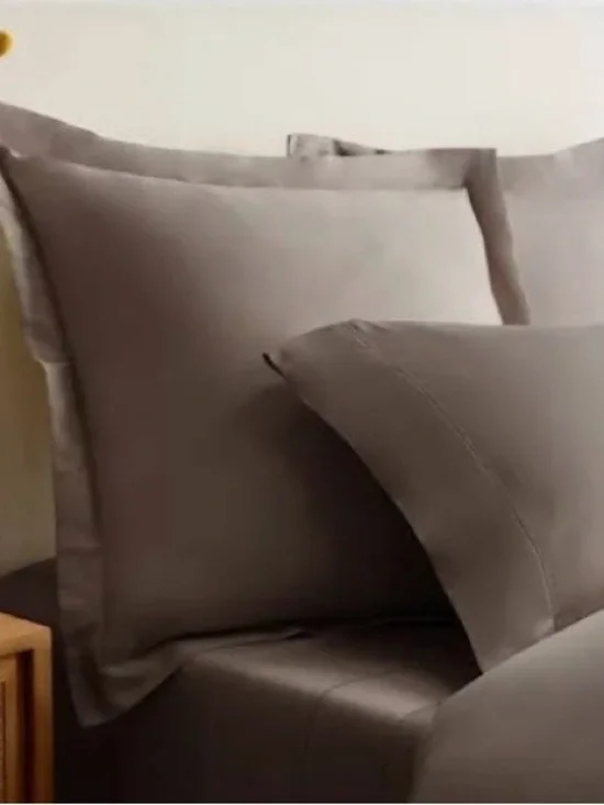 NEW Quince Giza Cotton Sateen Duvet Cover Set, King/Cal King (Stone)