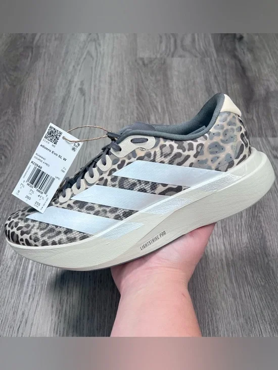 New adidas‎ Adizero EVO SL Shoes Womens 9 Running Shoes Sneakers KI3948 Leopard