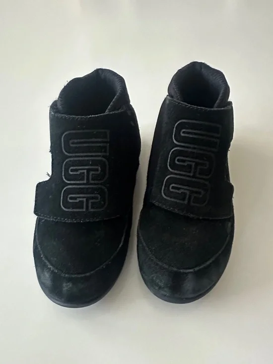UGG Stryder Washable Trainer Toddler Size 12