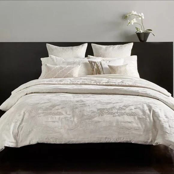 Donna Karan Home Seduction King Duvet Cover Ivory