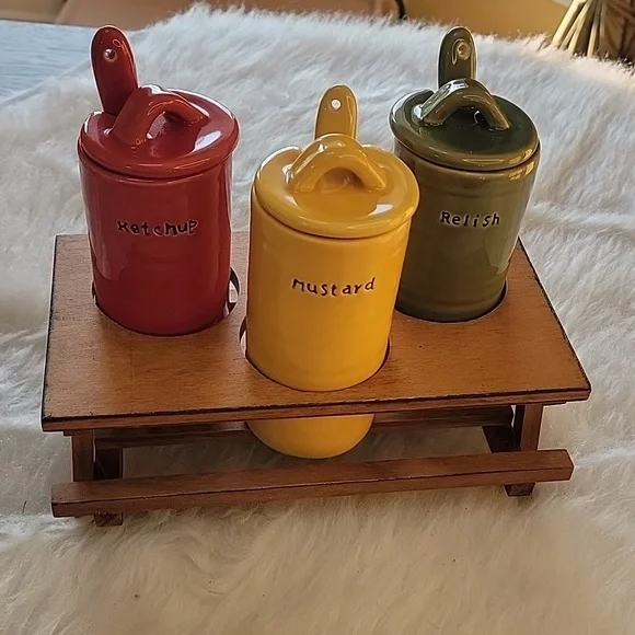 WILLIAMS-SONOMA Picnic Table BBQ Ceramic Condiment Jars Serving Spoons‎ Lids Set