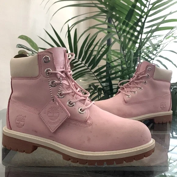 TIMBERLAND Premium 6-Inch Waterproof Boot (WMS SIZE 7)