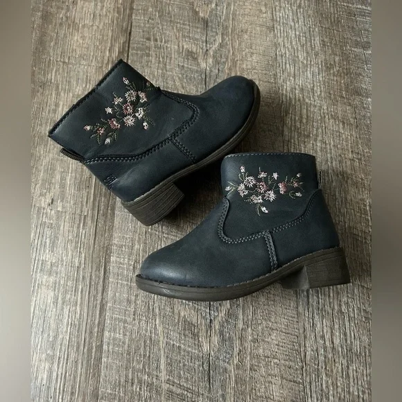 🌸 $10 SALE 🌸 Oshkosh Toddler Girls Boots size 5