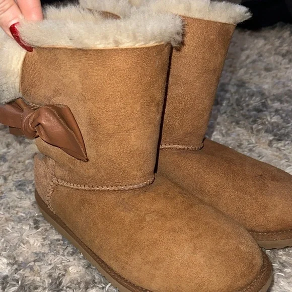 UGG Boots with Bow Chestnut