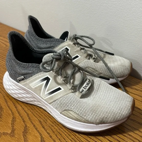 New Balance WROAVTA Tennis Shoes
