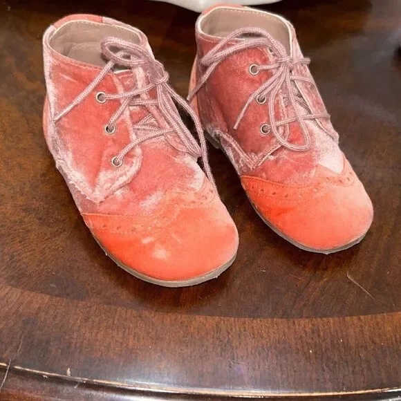 Eli velvet baby boots coral orange sz 24