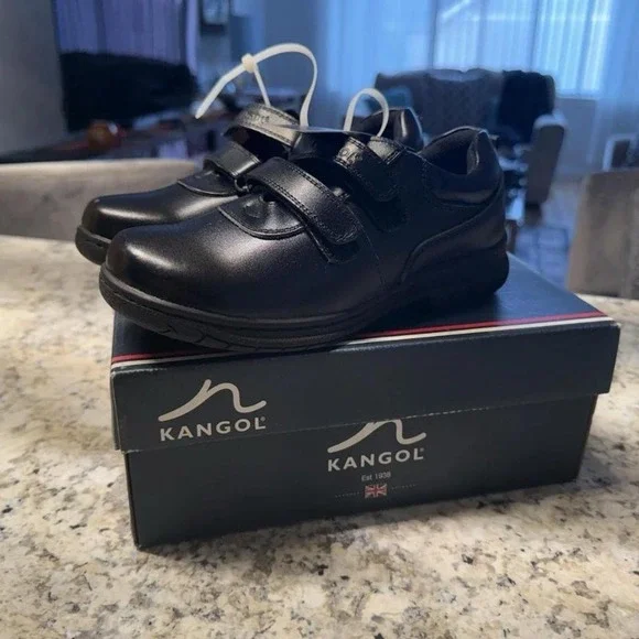 Kangol Churston VEL Boys Black School Shoes US Size 2 Youth
