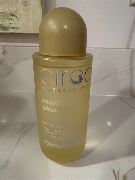 CIROA Vanilla Bliss Body Oil – 200mL / 6.7 fl oz